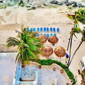 Hotel Pelicano - Beachfront ***