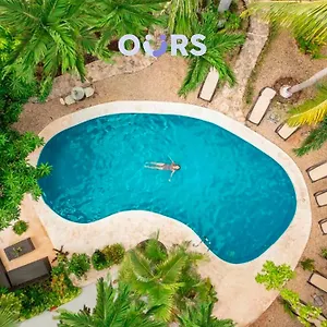 **** Hotel Hacienda Paradise México