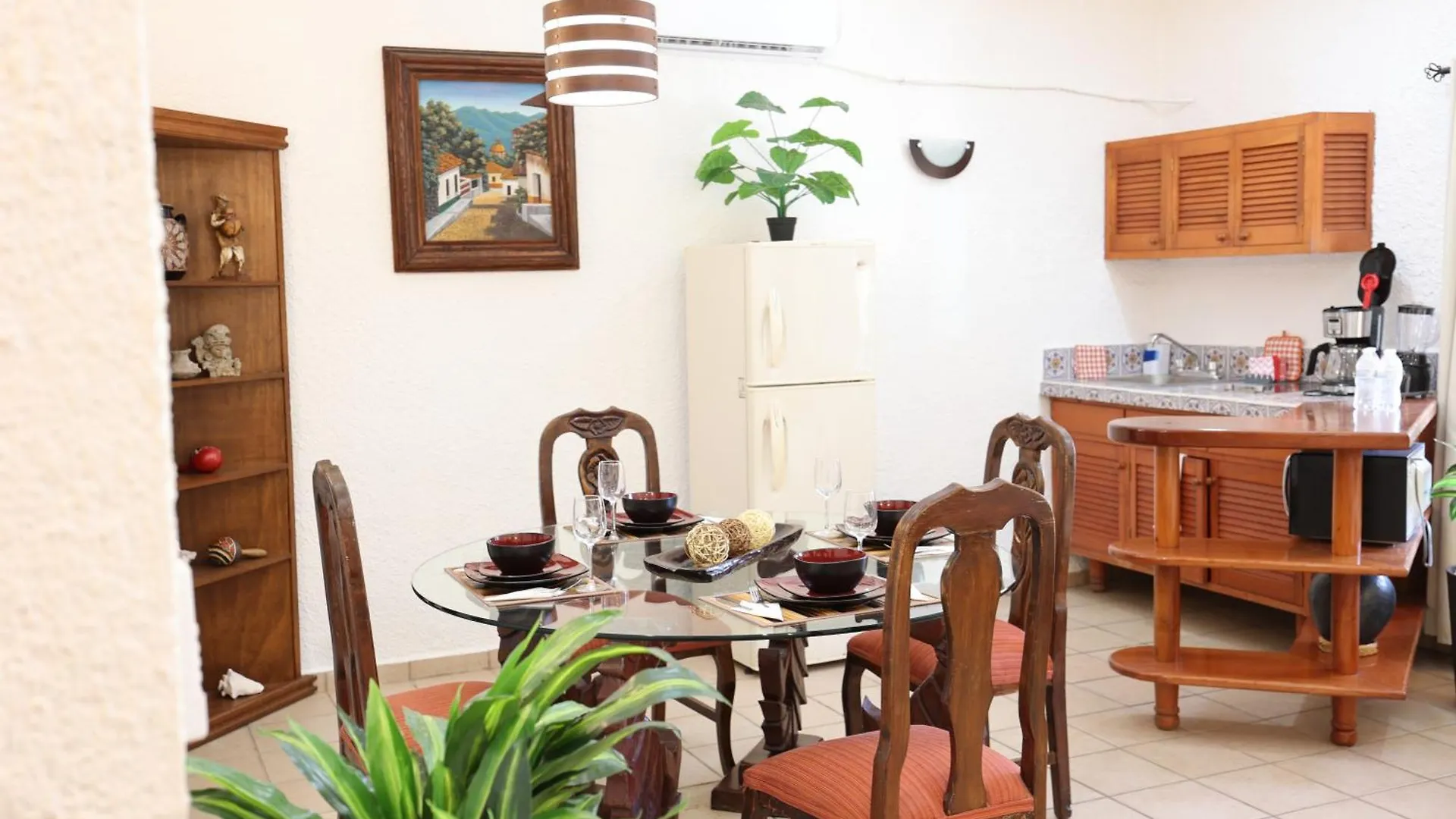 Hotel Bosque Caribe, 5th Av. zone Playa del Carmen