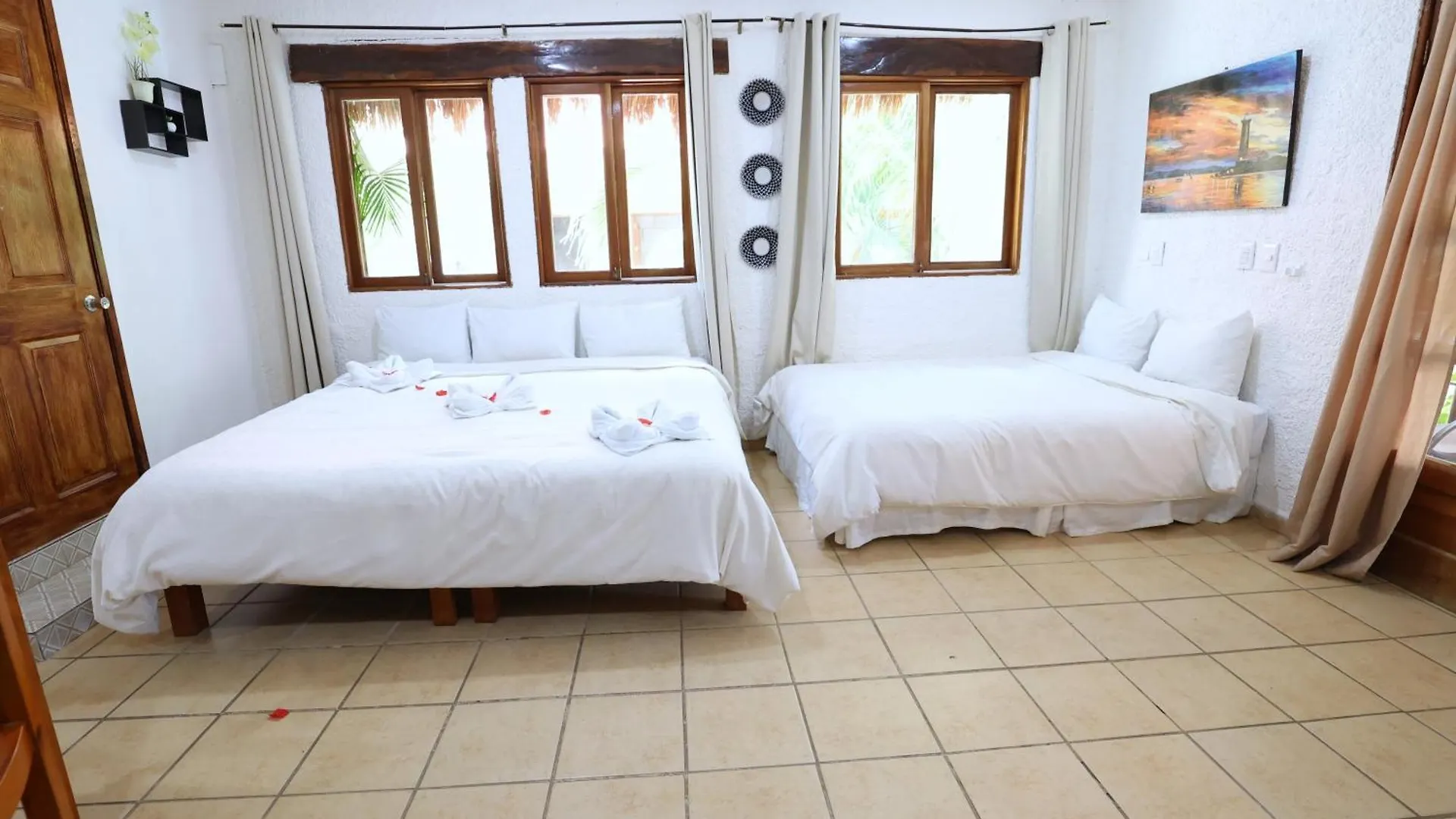 Hotel Bosque Caribe, 5th Av. zone Playa del Carmen