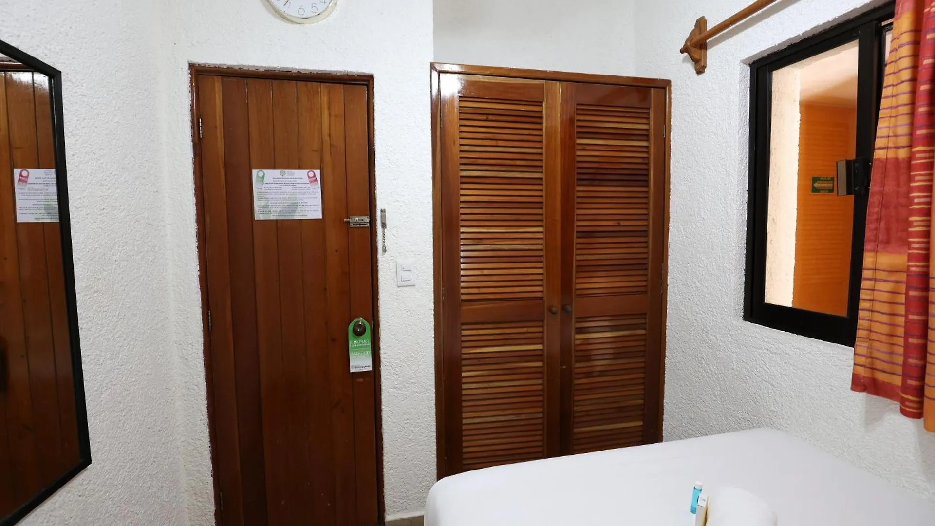 Hotel Bosque Caribe, 5th Av. zone Playa del Carmen