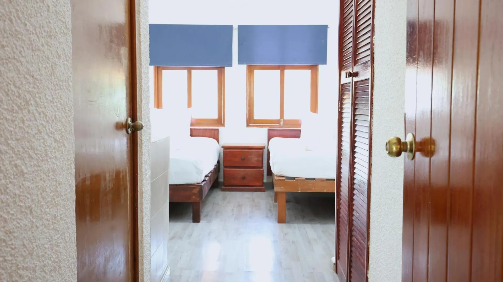 Hotel Bosque Caribe, 5th Av. zone Playa del Carmen 3*,