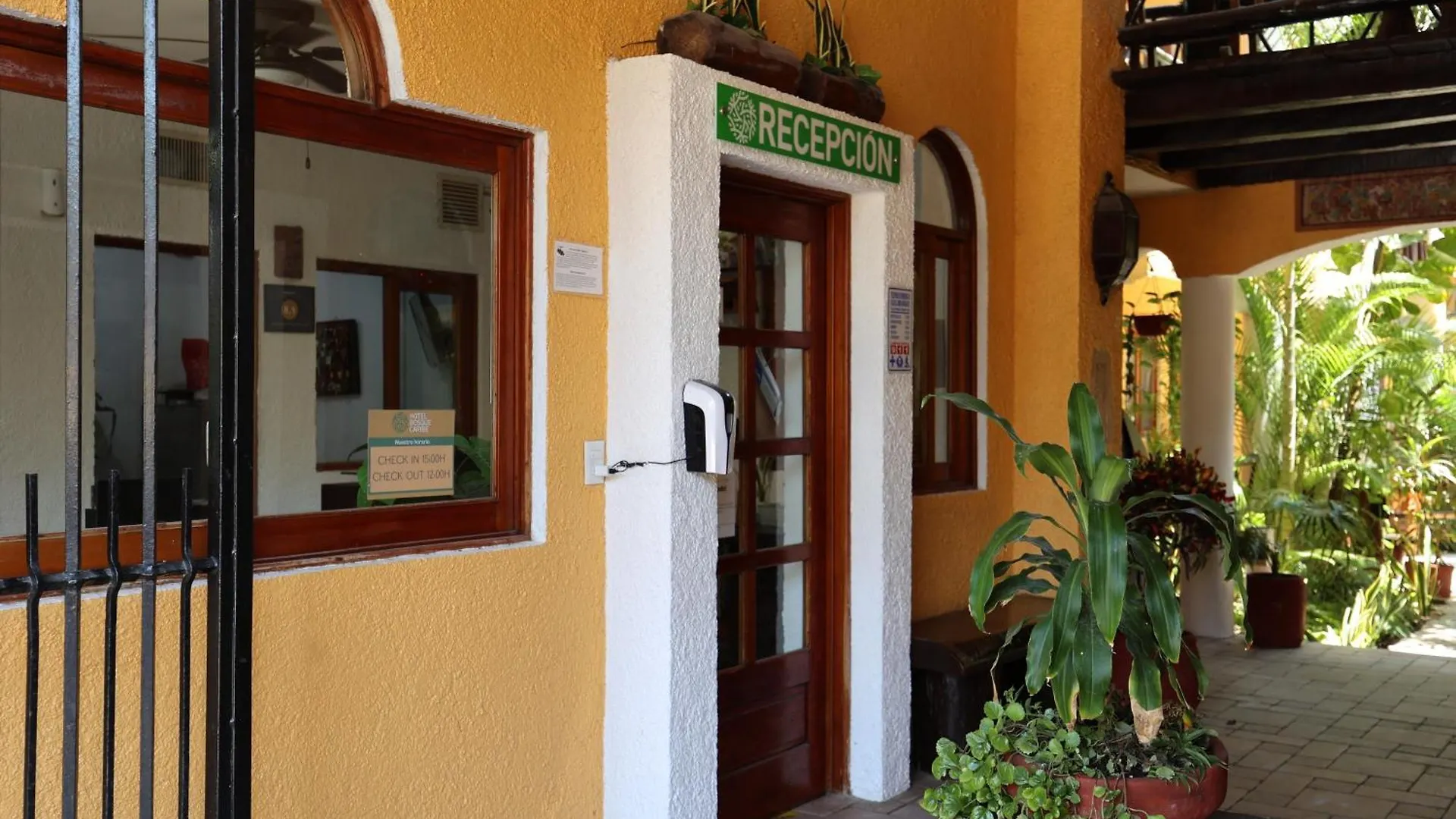 Hotel Bosque Caribe, 5Th Av. Zone Playa del Carmen