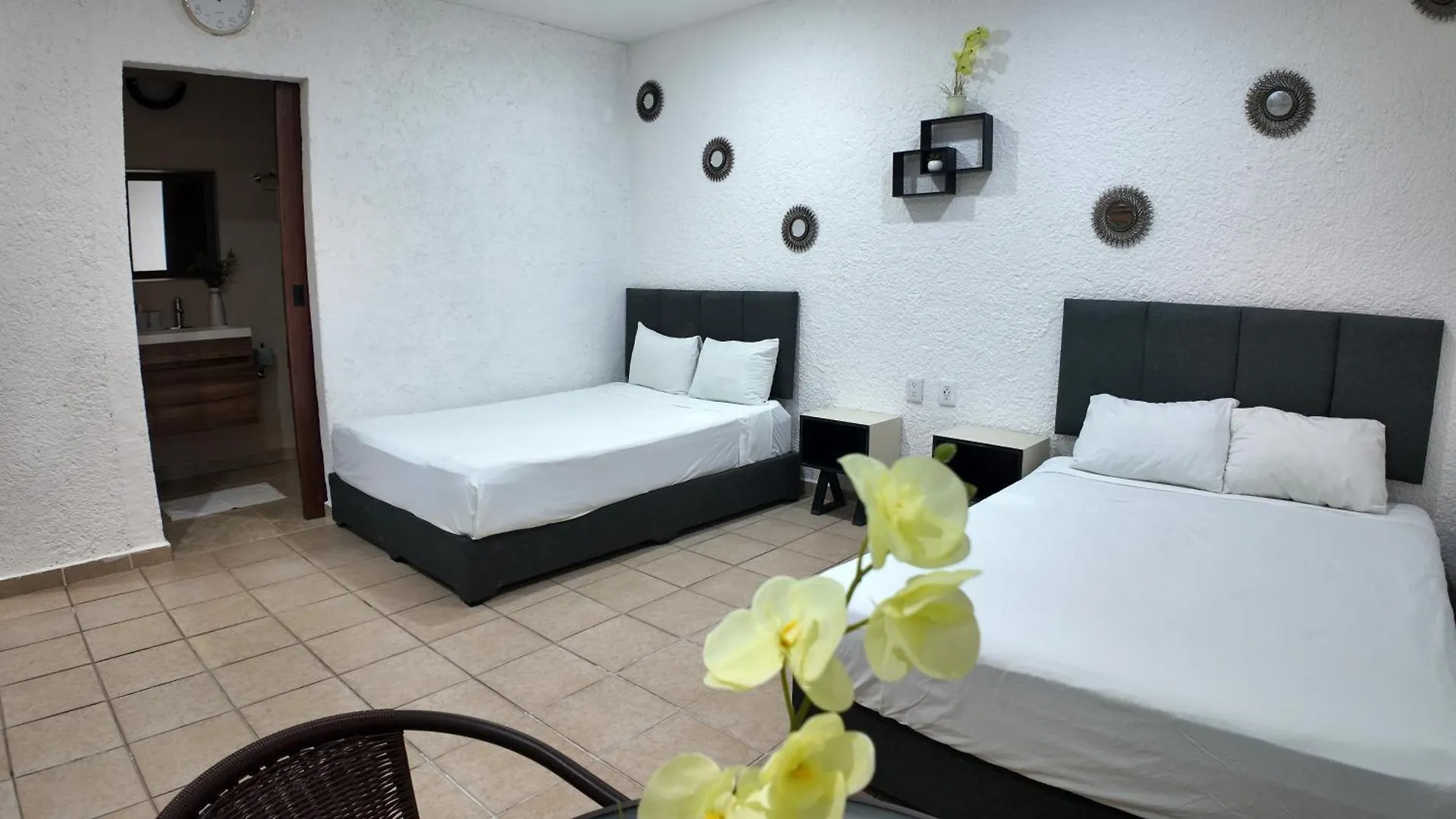 ***  Hotel Bosque Caribe, 5Th Av. Zone Playa del Carmen Mexiko
