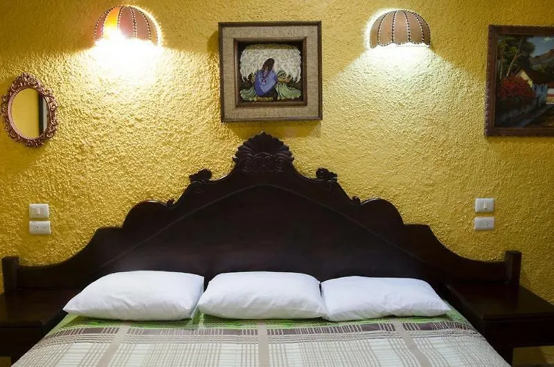 Hotel Bosque Caribe, 5Th Av. Zone Playa del Carmen Mexico